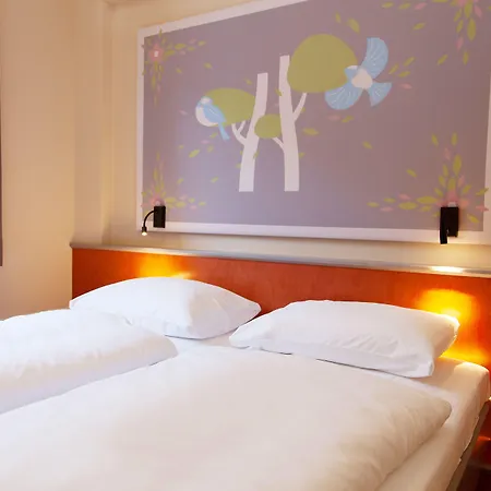 Jufa Hotel 3*